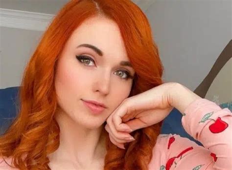 Amouranth (Kaitlyn Siragusa) Wiki